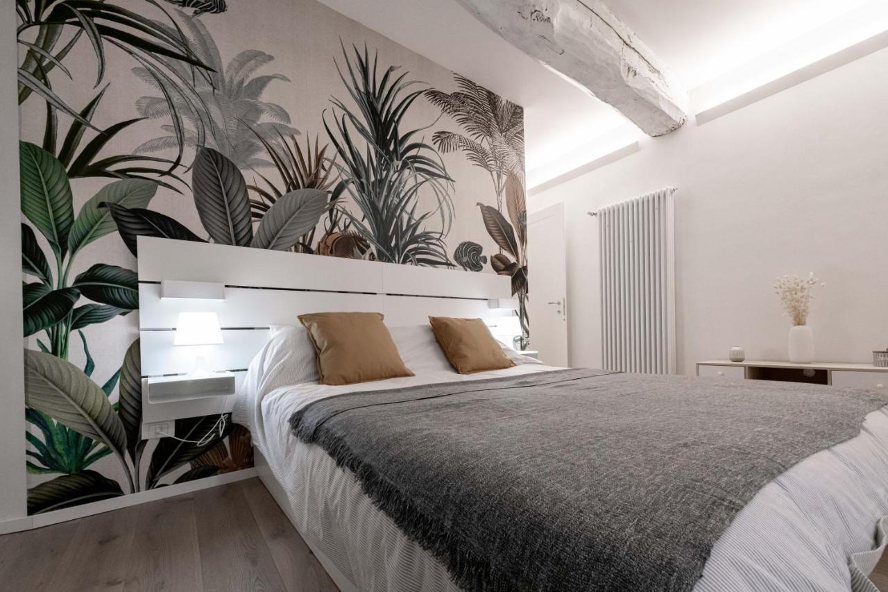 Realkasa Azeglio 60 Apartment Bologna Bagian luar foto